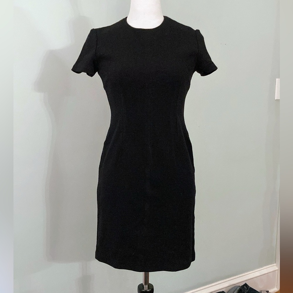 CHETTA B Short Sleeve Fitted Sheath Dress